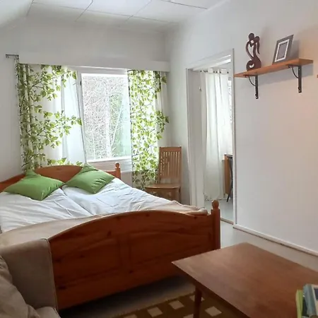 Apartment Hyvaen Elaemaen Koulun Huoneisto Good Life